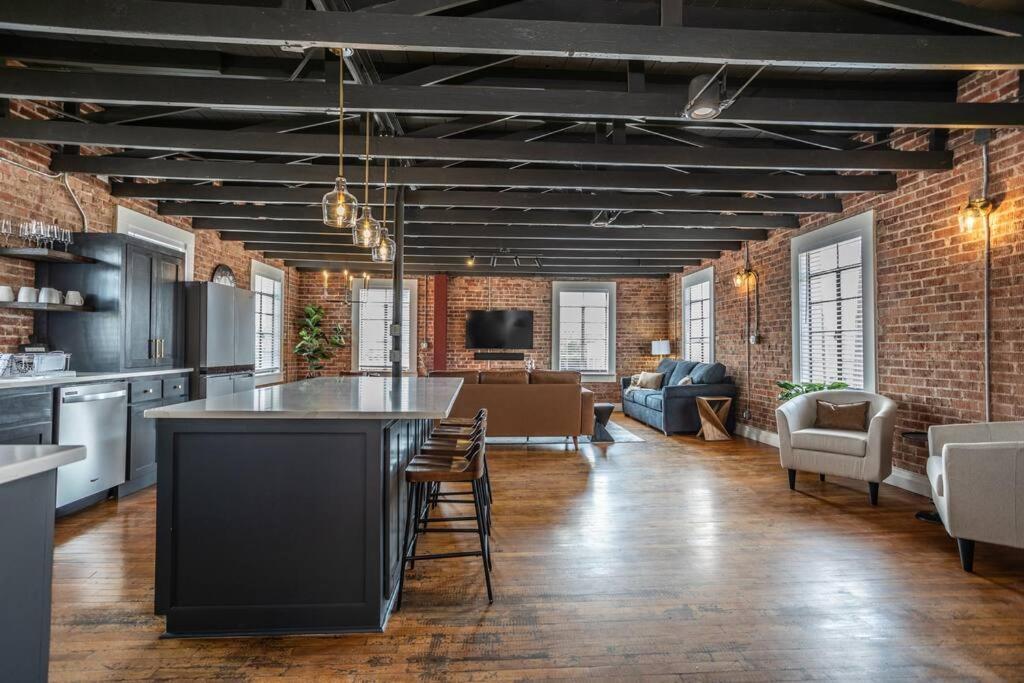 Апартаменты The Loft At 113 - Gateway To The North Texas Hill Country Muenster Экстерьер фото